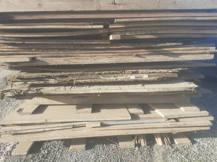 Assortment of 1",3/4",1/2" and 1/4" ply wood