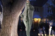 Halloween 67inch Hanging Light Up Grim Reaper Outdoor Decoration, Halloween Skeleton Grim Reaper for Haunted House Prop Decor