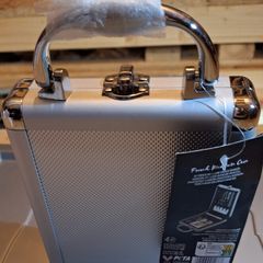 Technic French manicure case