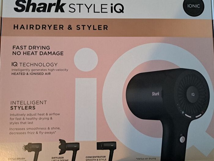 Hairdryer Shark Style IQ