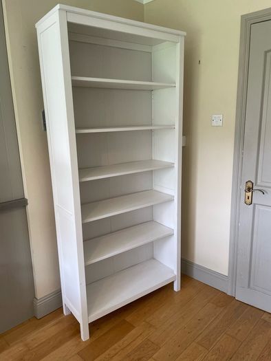Lovely white bookcase