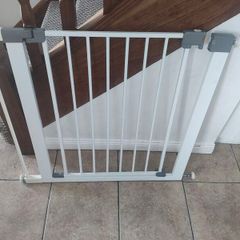 Baby gate