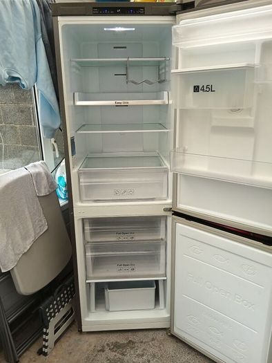 Samsung frost free free fridge