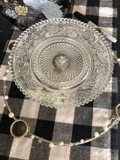 Beautiful crystal and Pearl centrepiece