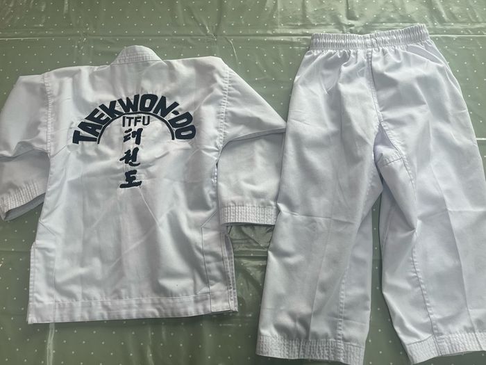 Taekwondo ITFU Dobok