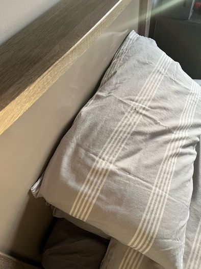 Single bed