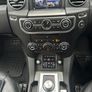 Land Rover Discovery Commercial Image 2