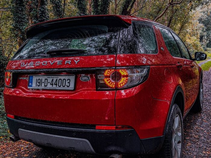 Land Rover Discovery Sport 2.0L  83,500 km