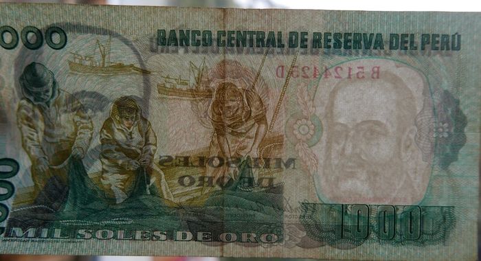Variety of 10 Different Foreign Banknotes most of Peru