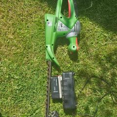 Cordless Hedge Cutter