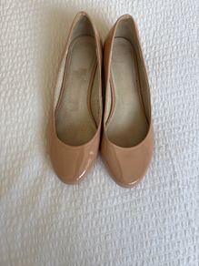 Clarks Patent Leather Shoes Size 6