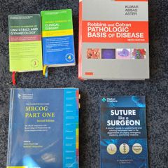 Medicine books (Robbins and Oxford Handbooks)