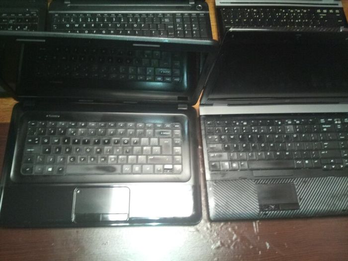 laptop 8 job lot for parts or fix