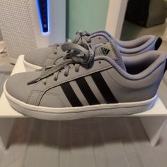 Adidas Trainers (Size 5)