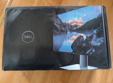 Dell UltraSharp 24 USB-C Hub Monitor (U2424HE)