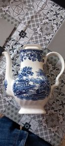 Myott coffee pot