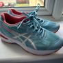 Asics gt-xuberance women running shoes, trainers, like new, barely used Image 2