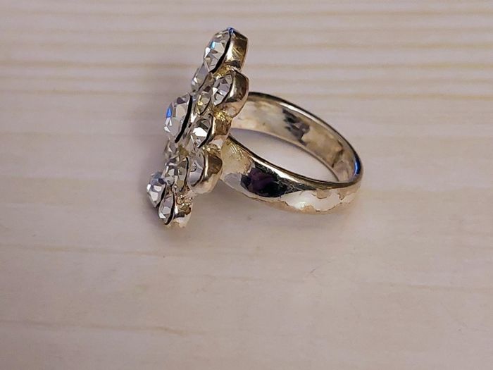 Ring as in photos
