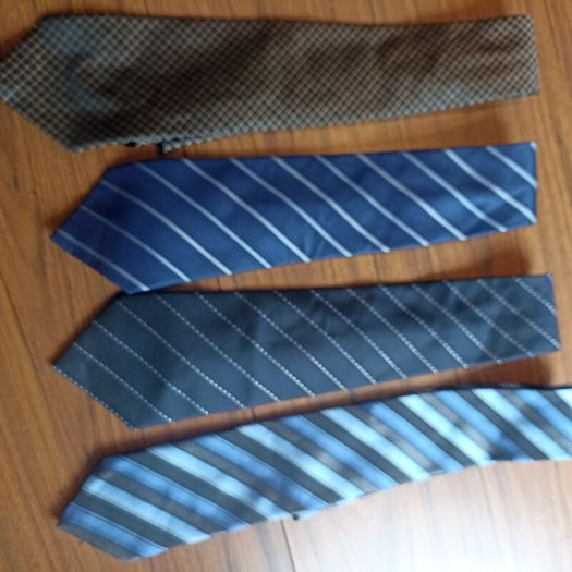 12 Ties