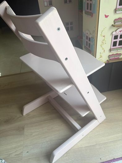 pink Tripp trappe stokke chair