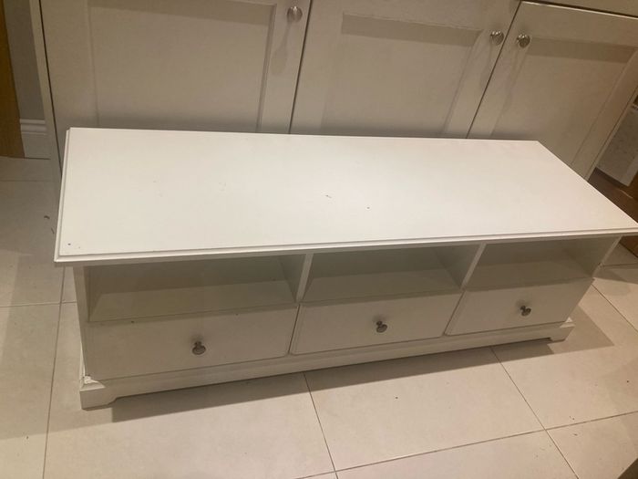 TV Unit