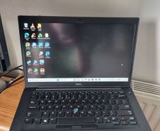 Dell Latitude 7490