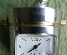 Vintage Miniature Wine Bucket Champagne Clock Linden Quartz Japan Movement - works well