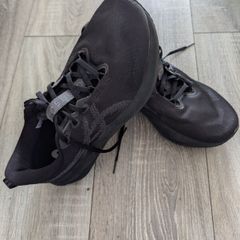 ASICS novablast 5