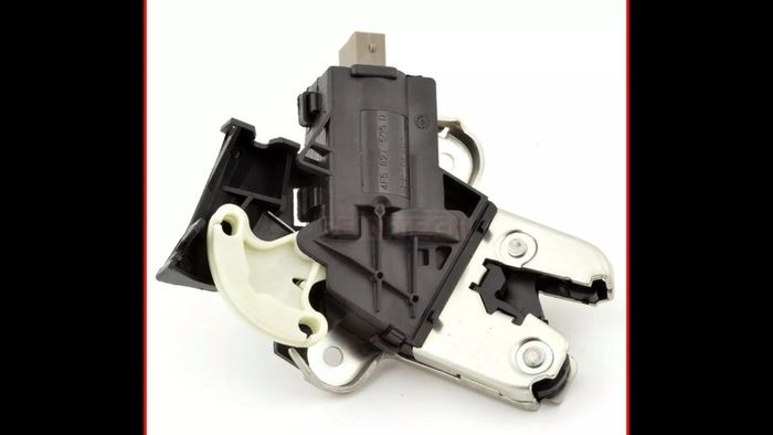 passat boot latch
