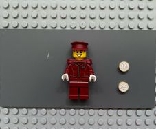 lego city cty1505 Tippy Dorman minifigure- Dark Red Uniform