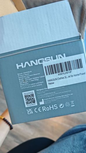 Handheld garment steamer