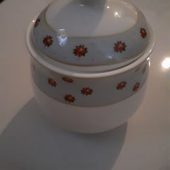 New Aynsley Pretty White and Blue Sugar bowl