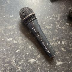 sennheiser e835s