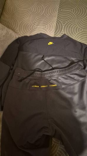mens tracksuit