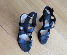 Black high heel sandals Minelli