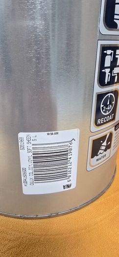 5 ltr Dulux paint Antique White