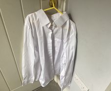 New White shirts age 14/15