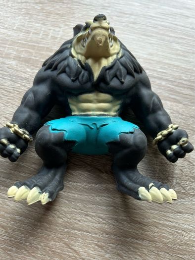 Stretcherz Stretch Squad Werewolf figure