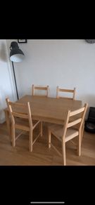 Wooden Extenable table with 4 chairs