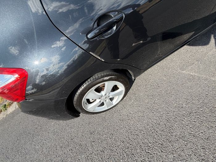 2011 Toyota Auris