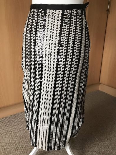 H&M Sequined midi skirt Size 10