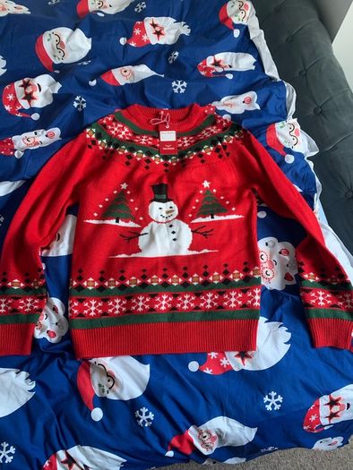Men's Christmas  jumper size small BNWT