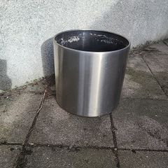 Stainless steel plant pot