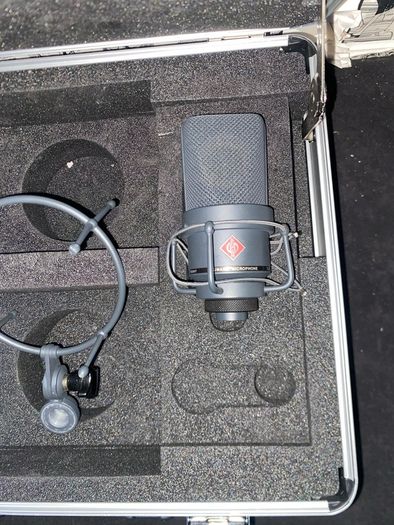 neumann tlm 102