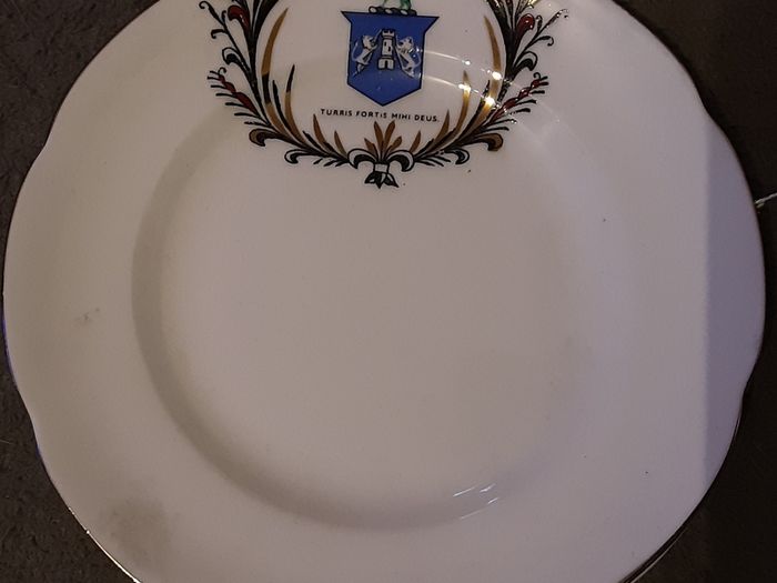 two royal tara plates