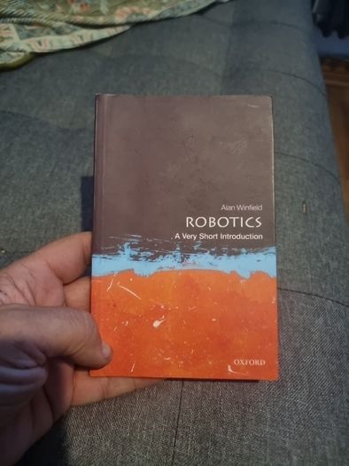 Robotics: A Very Short Introduction (Very Short Introductions) (Paperback)