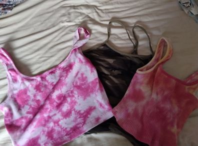 Cropped tops