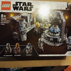 Lego 75319 The Armorer's Mandalorian Forge