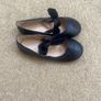 Girls navy shoes Image 2