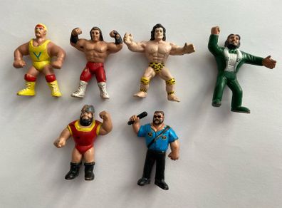 Mini wwf action figures lot